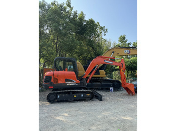 Crawler excavator DOOSAN DX60: picture 2