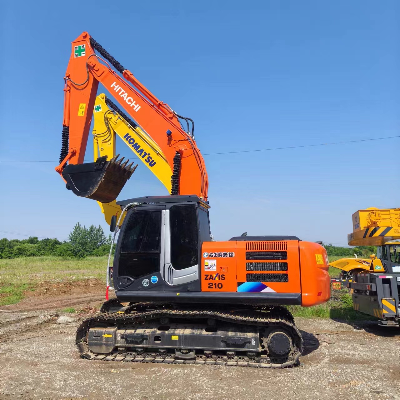 Crawler excavator HITACHI ZX210