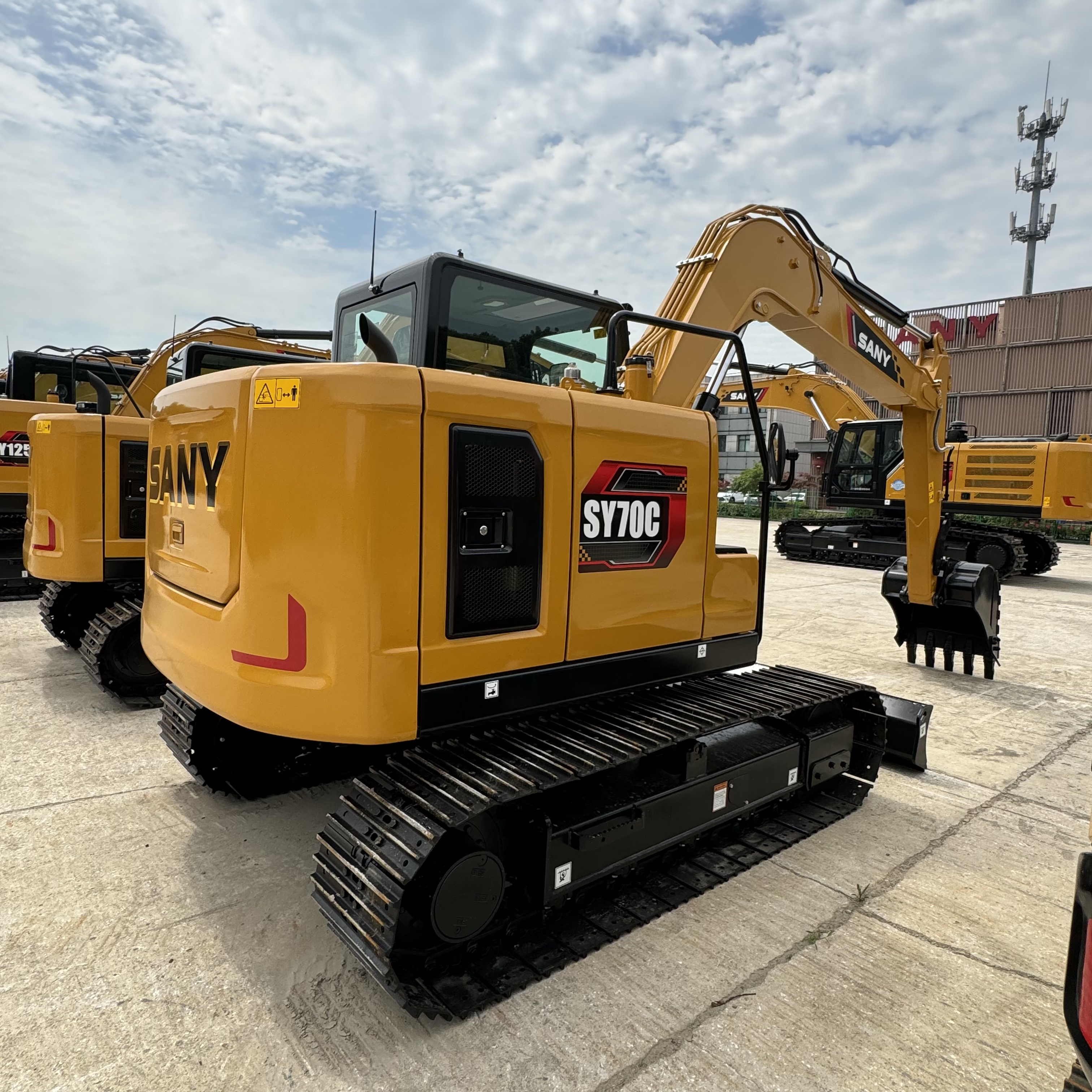 New Crawler excavator SANY SY70C: picture 2 New Crawler excavator SANY SY70C: picture 2