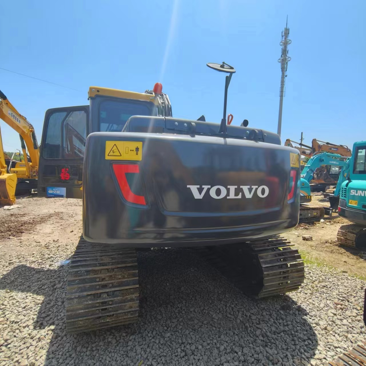 Crawler excavator VOLVO EC130: picture 5