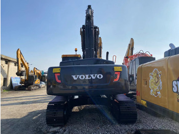Crawler excavator VOLVO EC290: picture 2