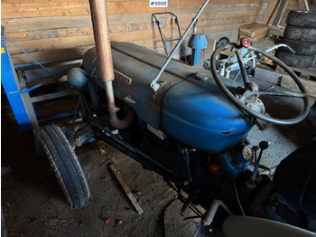 Farm tractor 1963 Ford Dexta: picture 4