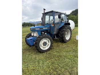 Farm tractor FORD