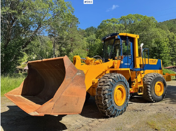 Wheel loader KOMATSU WA420