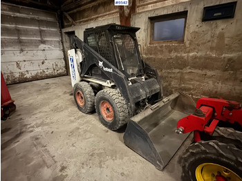 Compact loader