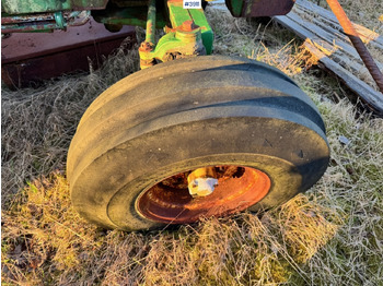 Farm tractor Ca. 1985 John Deere 4x2: picture 4