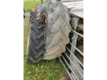 Wheel and tire package for Agricultural machinery Wheel set on Deutz-Fahr 3.60: picture 2 Wheel and tire package for Agricultural machinery Wheel set on Deutz-Fahr 3.60: picture 2