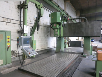 Milling machine