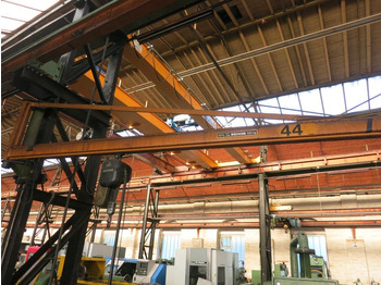 Crane Demag 500 Kg: picture 2