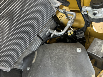 Mini excavator CATERPILLAR 307E2: picture 5