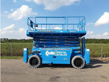 Scissor lift DINGLI