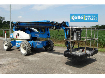 Articulated boom NIFTYLIFT