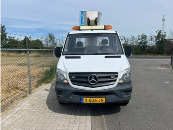 Truck mounted aerial platform Palfinger P 260 B: picture 3