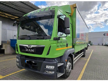 Curtainsider truck MAN TGM 15.250
