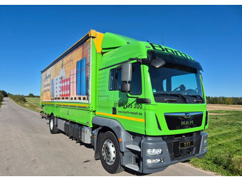 Curtainsider truck MAN TGM 15.250