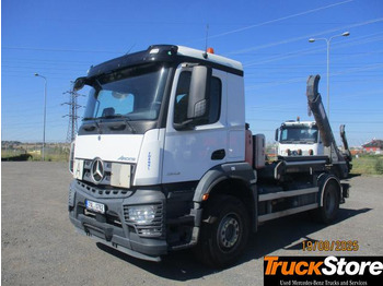 Skip loader truck MERCEDES-BENZ Arocs 1846