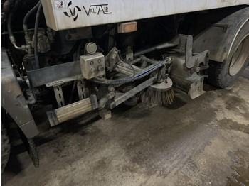 Road sweeper Mercedes Atego 1524: picture 4