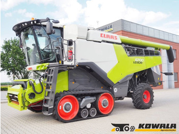 Combine harvester CLAAS Lexion 6700