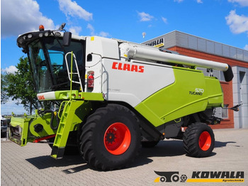 Combine harvester CLAAS Tucano 570