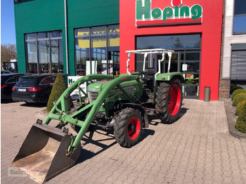 Farm tractor FENDT