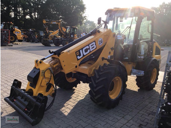 Telescopic wheel loader JCB