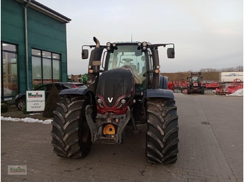 Farm tractor Valtra T 154 V: picture 2
