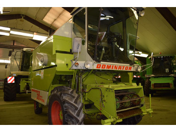 Combine harvester CLAAS Dominator