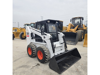 Skid steer loader BOBCAT S300: picture 5