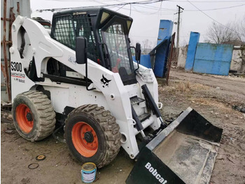 Skid steer loader Bobcat S300: picture 5