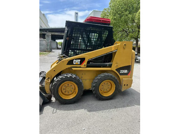 Lease a CATERPILLAR 226B-3 CATERPILLAR 226B-3: picture 2