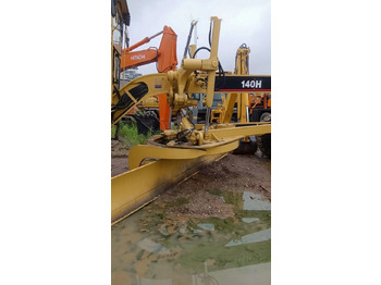 Lease a Caterpillar 140H Caterpillar 140H: picture 5