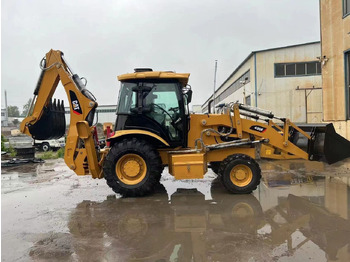 Backhoe loader Caterpillar 420F: picture 5