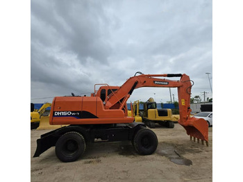 Wheel excavator DOOSAN DH150W