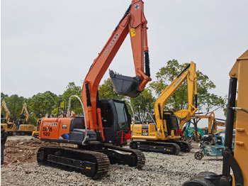 Crawler excavator Hitachi ZX120: picture 3
