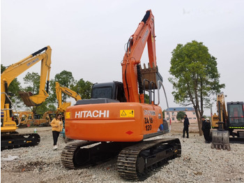 Crawler excavator Hitachi ZX120: picture 2