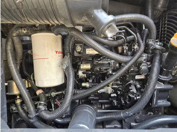 Mini excavator Komatsu PC55MR: picture 4