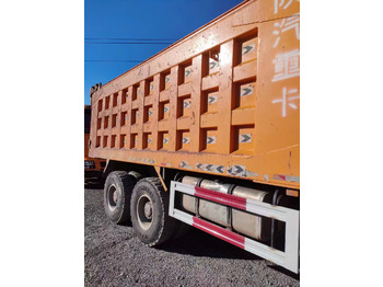 Tipper SHACMAN F3000: picture 4