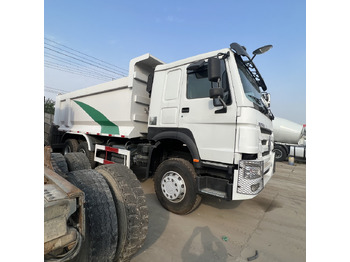 Box truck SINOTRUK HOWO: picture 2