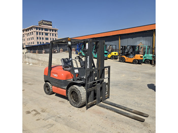 Diesel forklift TOYOTA