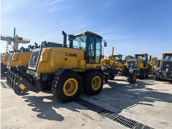 Grader XCMG GR165
