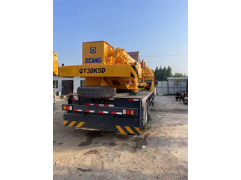 Lease a XCMG QY30K XCMG QY30K: picture 2