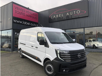 Panel van NISSAN