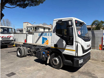 Cab chassis truck