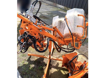 Broom UNIMOG
