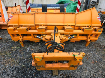 Snow plough UNIMOG