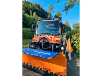Snow removal vehicle Zu Vermieten! Unimog 405 U400 Winterdienst Schmidt Schneepflug Schneeschild Salzstreuer Leasing Miete: picture 3