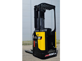 Electric forklift CATERPILLAR
