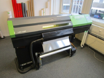 Paper cutting machine DRUCK- UND SCHNEID-MASCHINE ROLAND LEC-330: picture 2