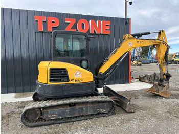 Mini excavator Bobcat E50: picture 3