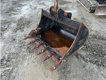 Excavator bucket